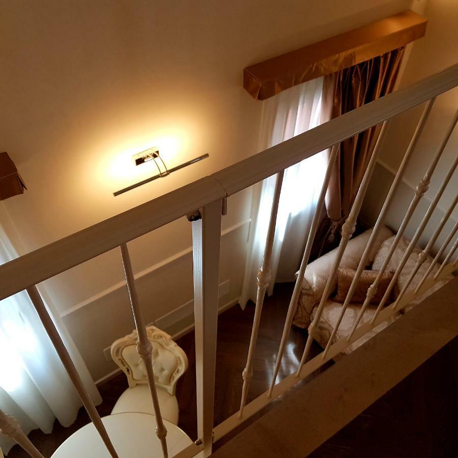 Ca' Vittoria Boutique House Apartsuite Чоджия Екстериор снимка