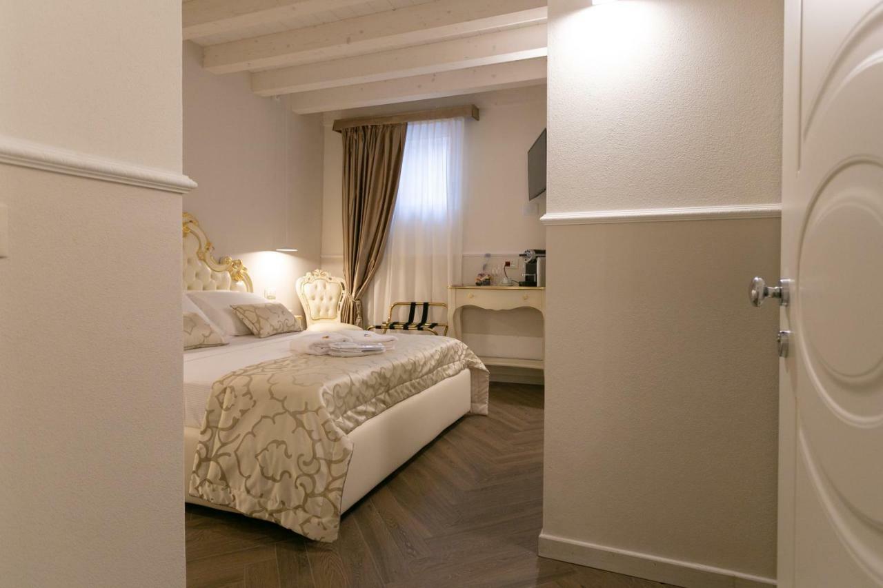 Ca' Vittoria Boutique House Apartsuite Чоджия Екстериор снимка