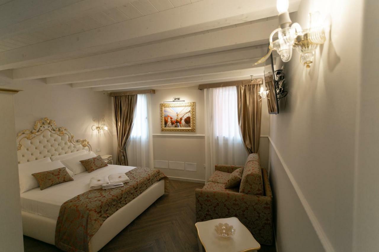 Ca' Vittoria Boutique House Apartsuite Чоджия Екстериор снимка