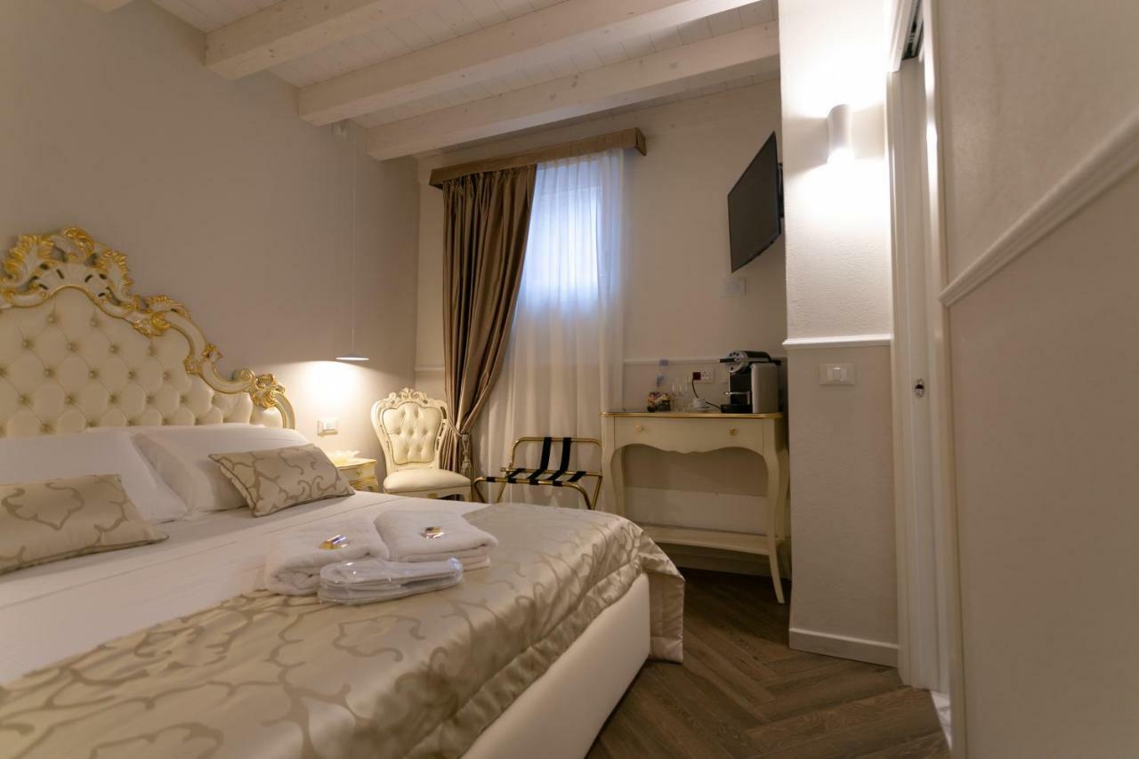 Ca' Vittoria Boutique House Apartsuite Чоджия Екстериор снимка