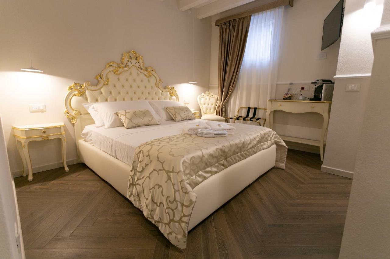 Ca' Vittoria Boutique House Apartsuite Чоджия Екстериор снимка