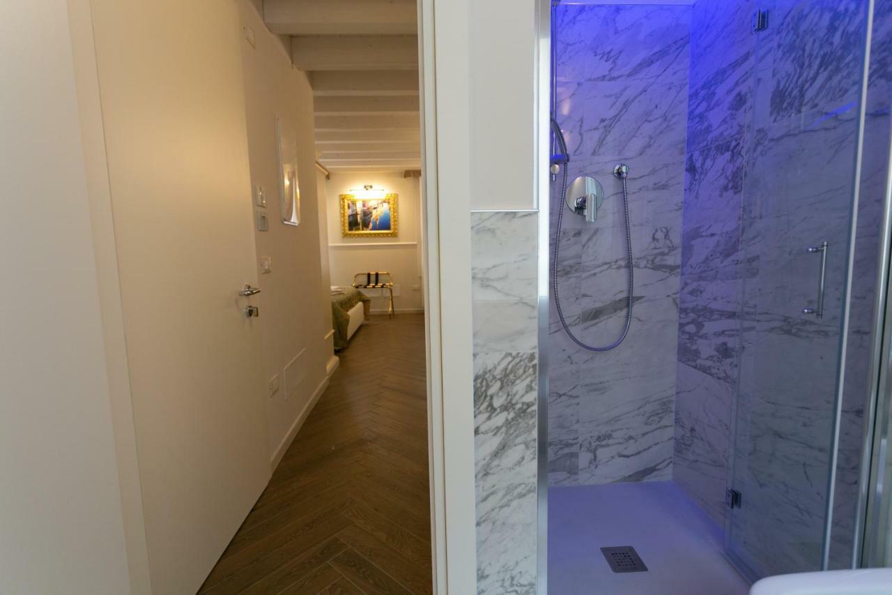 Ca' Vittoria Boutique House Apartsuite Чоджия Екстериор снимка