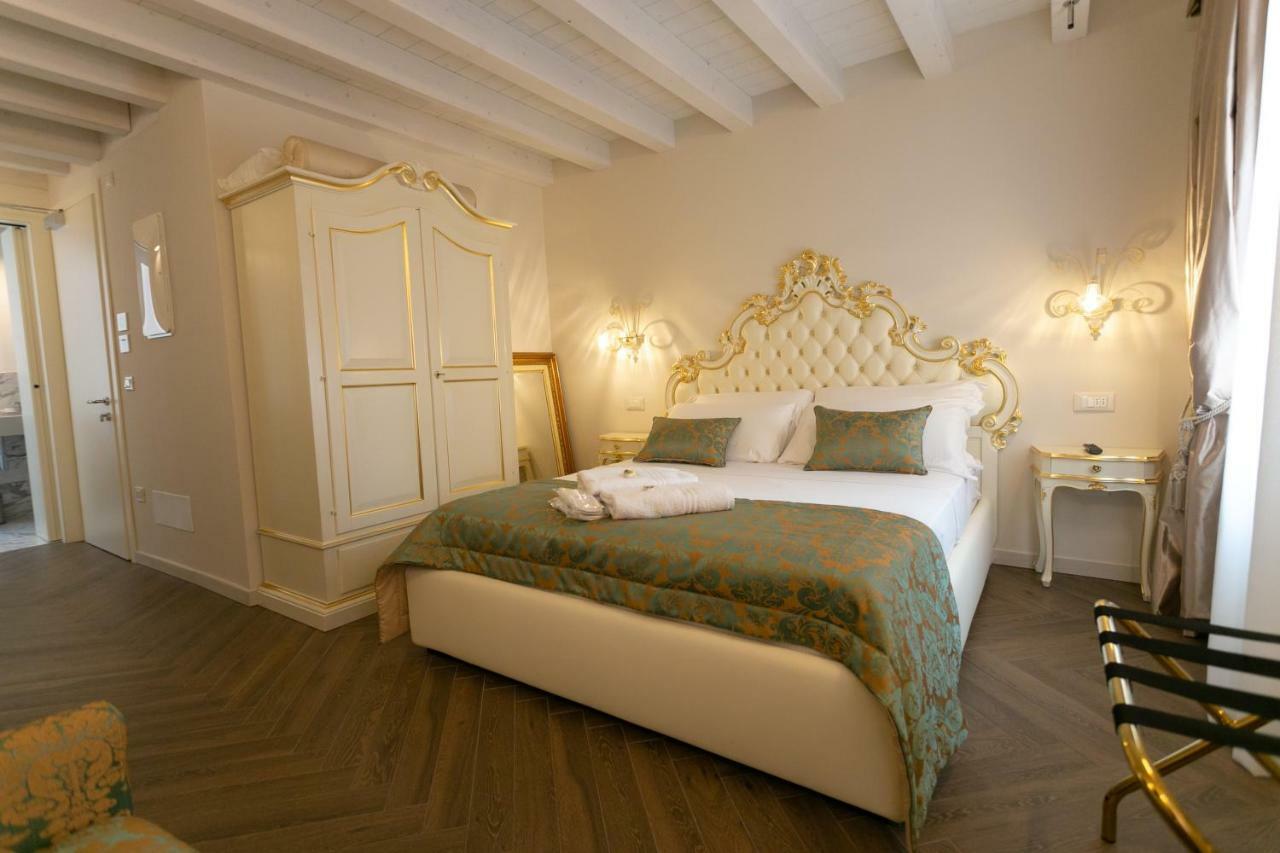 Ca' Vittoria Boutique House Apartsuite Чоджия Екстериор снимка