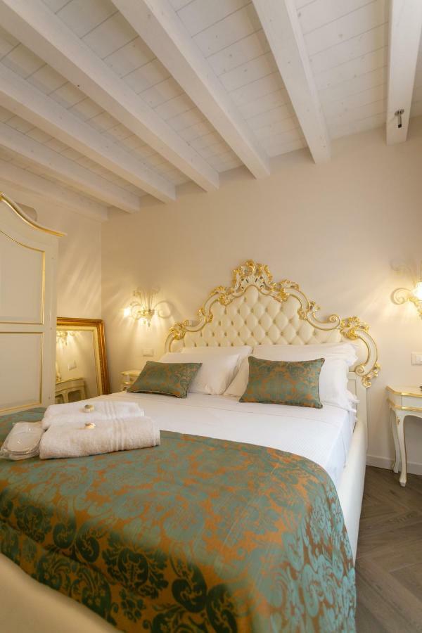 Ca' Vittoria Boutique House Apartsuite Чоджия Екстериор снимка