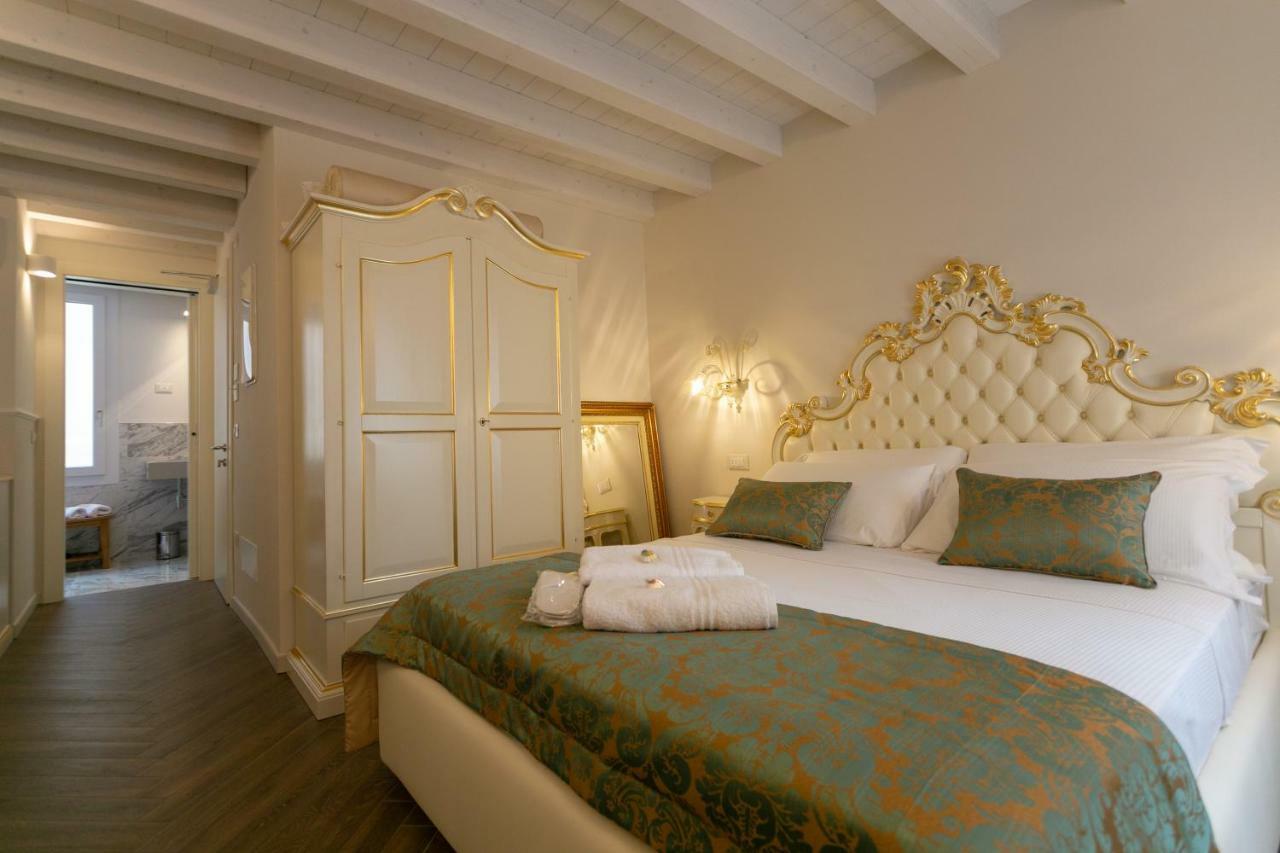 Ca' Vittoria Boutique House Apartsuite Чоджия Екстериор снимка